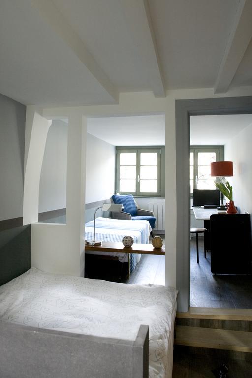 Appartements Au-Dessus Du... Strasbourg Exterior photo